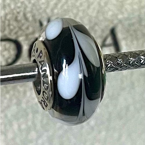 Charm pandora pergamena - charm, in